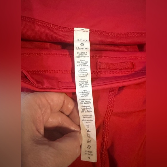 Lululemon Speed Up Shorts 2.5” Flamenco Red Size 6 Retired Edition Swift Fabric - Picture 8 of 9